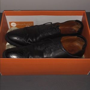 Skap dress shoes